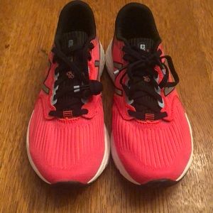 890 Revlite New Balance Women’s running shoe